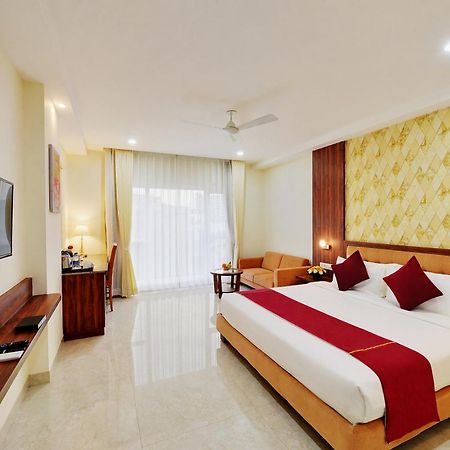 La Sara Gateway Hotel Bangalore Exterior foto