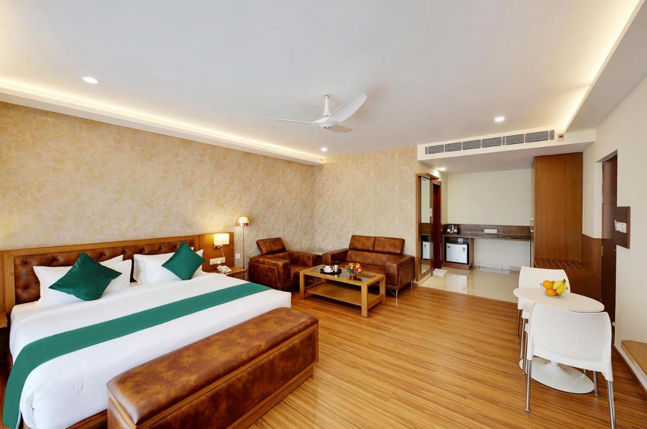 La Sara Gateway Hotel Bangalore Exterior foto