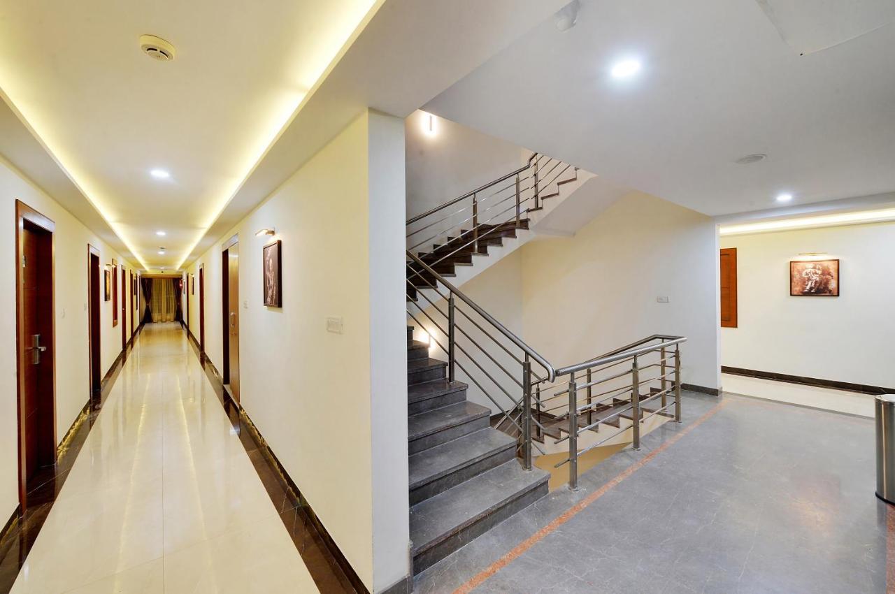 La Sara Gateway Hotel Bangalore Exterior foto